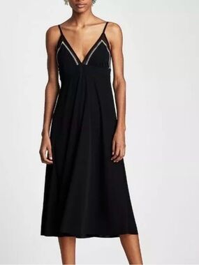 Zara V-Neck Midi Dress Madewell Everlane Gap Dissh Mango Abercrombie